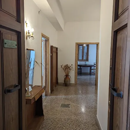 Casa Gallo Doro Apartment *